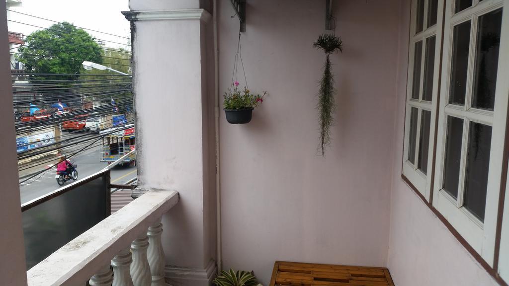 Phuket Blue Hostel Экстерьер фото